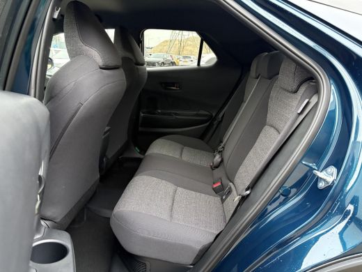 Toyota C-HR 2.0 Plug-in Hybrid 220 Dynamic **MIDNIGHT TEAL/ NIEUWE AUTO/ DIRECT LEVERBAAR** ActivLease financial lease