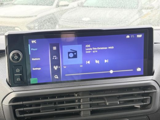 Toyota ProAce Navigator Extra Range Long L2 75 kWh **NIEUWE BUS/ NAVIGATIE/ DIRECT LEVERBAAR/ 3 ZITPLAATSEN** ActivLease financial lease