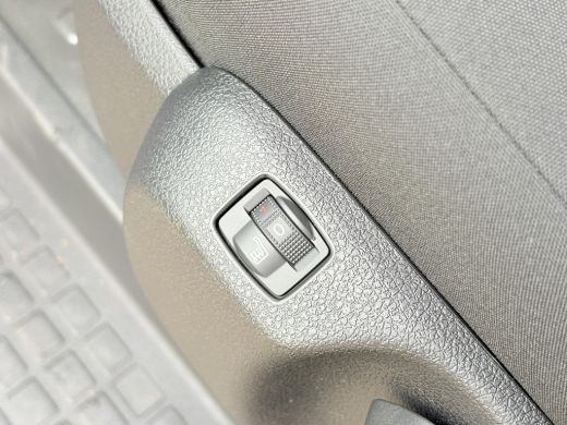 Toyota ProAce Navigator Extra Range Long L2 75 kWh **NIEUWE BUS/ NAVIGATIE/ DIRECT LEVERBAAR/ 3 ZITPLAATSEN** ActivLease financial lease