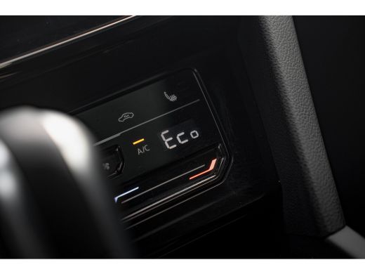 Volkswagen Arteon 1.4 TSI eHybrid 218pk R-Line | Panoramadak | 360 Camera | Dodehoeksensor | Stoelen Elektrisch met... ActivLease financial lease