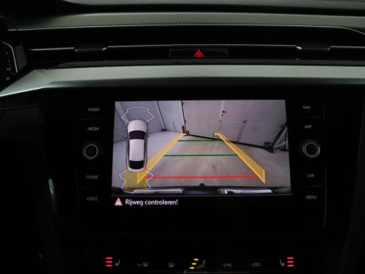 Volkswagen Arteon 1.4 TSI eHybrid R-Line Business | Panoramadak | Trekhaak wegklapbaar | Camera | Stoel & Stuurverw... ActivLease financial lease
