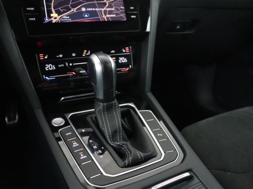 Volkswagen Arteon 1.4 TSI eHybrid R-Line Business | Panoramadak | Trekhaak wegklapbaar | Camera | Stoel & Stuurverw... ActivLease financial lease