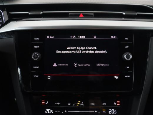 Volkswagen Arteon 1.4 TSI eHybrid R-Line Business | Panoramadak | Trekhaak wegklapbaar | Camera | Stoel & Stuurverw... ActivLease financial lease