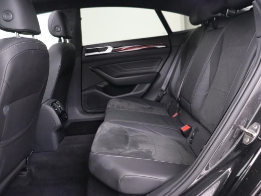 Volkswagen Arteon 1.4 TSI eHybrid R-Line Business | Panoramadak | Trekhaak wegklapbaar | Camera | Stoel & Stuurverw... ActivLease financial lease