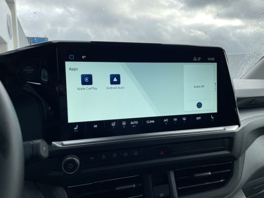 Volkswagen e-Transporter L2 Bulli 218PK | Trekhaak | App Connect | Assistentie Pakket Premium ActivLease financial lease