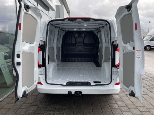 Volkswagen e-Transporter L2 Bulli 218PK | Trekhaak | App Connect | Assistentie Pakket Premium ActivLease financial lease