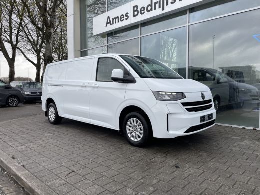 Volkswagen e-Transporter L2 Style 218PK | Trekhaak | App Connect | 3 Zits | Assistentie Pakket Premium ActivLease financial lease