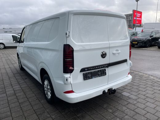 Volkswagen e-Transporter L2 Style 218PK | Trekhaak | App Connect | 3 Zits | Assistentie Pakket Premium ActivLease financial lease