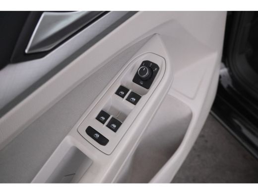 Volkswagen Golf Variant 1.0 eTSI Life Business Automaat, Apple carplay, Lmv, ActivLease financial lease