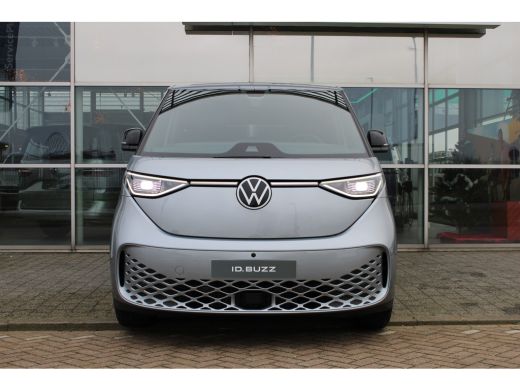 Volkswagen ID. Buzz Pro Bulli | 7-Zits Pakket | Design Pakket Plus | Open & Close Pakket | Trekhaak ActivLease financial lease