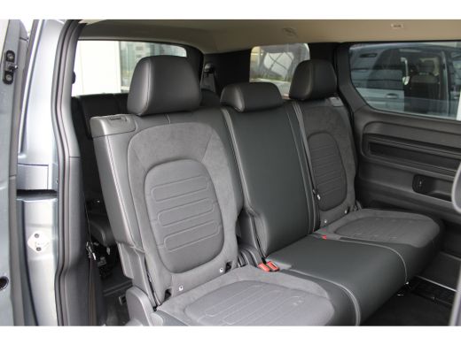 Volkswagen ID. Buzz Pro Bulli | 7-Zits Pakket | Design Pakket Plus | Open & Close Pakket | Trekhaak ActivLease financial lease