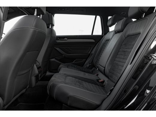 Volkswagen Passat 1.4 TSI PHEV 218pk GTE Business | Panoramadak | Trekhaak | Achteruitrijcamera | Keyless | Massage... ActivLease financial lease