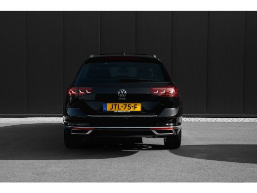 Volkswagen Passat 1.4 TSI PHEV 218pk GTE Business | Panoramadak | Trekhaak | Achteruitrijcamera | Keyless | Massage... ActivLease financial lease