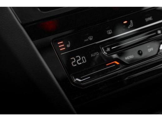 Volkswagen Passat Variant 1.4 TSI PHEV 218pk GTE Business | Panoramadak | Trekhaak | 360 Camera | Dodehoeksensor | ... ActivLease financial lease