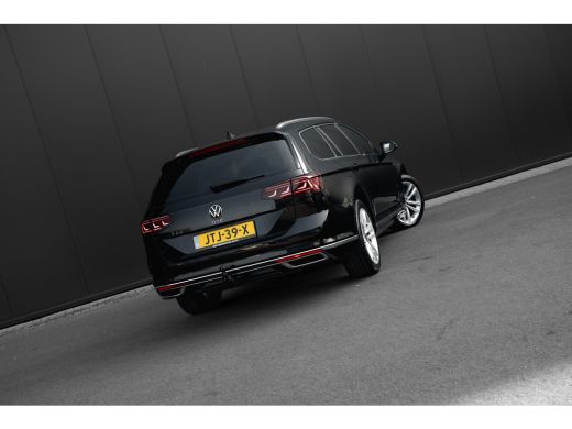 Volkswagen Passat Variant 1.4 TSI PHEV 218pk GTE Business | Panoramadak | Trekhaak | 360 Camera | Dodehoeksensor | ... ActivLease financial lease