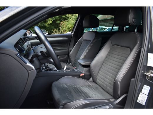 Volkswagen Passat Variant 218PK DSG HYBRID GTE BUSINESS LEDER/CAMERA/TREKHAAK/IQ-LIGHT ActivLease financial lease