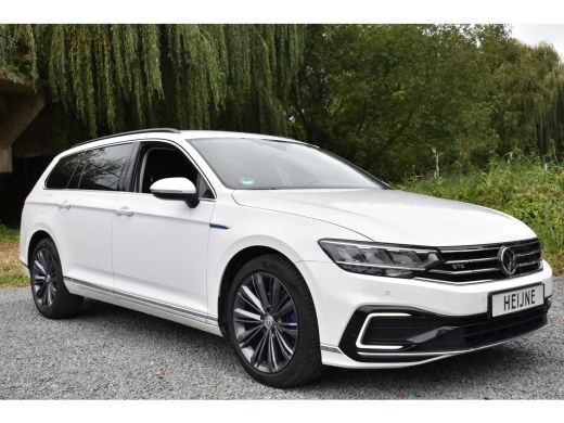 Volkswagen Passat Variant 218PK DSG HYBRID GTE BUSINESS TREKHAAK/NAVI/CAMERA ActivLease financial lease