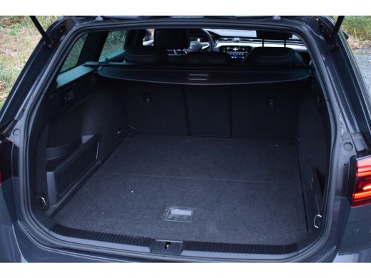 Volkswagen Passat Variant GTE 218PK DSG HYBRID GTE BUSINESS LEDER/CAMERA/IQ-LIGHT ActivLease financial lease