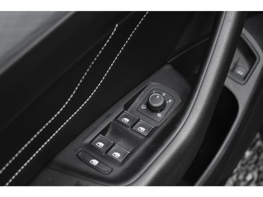 Volkswagen Passat Variant GTE 218PK DSG HYBRID GTE BUSINESS LEDER/CAMERA/IQ-LIGHT ActivLease financial lease