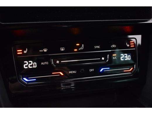 Volkswagen Passat Variant GTE 218PK DSG HYBRID GTE BUSINESS LEDER/CAMERA/IQ-LIGHT ActivLease financial lease