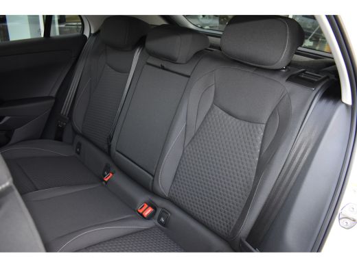 Volkswagen T-Roc Life First Edition | CAMERA | VIRTUAL COCKPIT | APP. CONNECT | ADAPT. CRUISE | 17 INCH | LED | CL... ActivLease financial lease