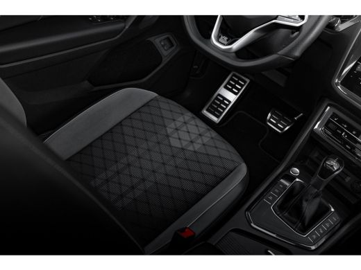 Volkswagen Tiguan 1.4 TSI eHybrid 245pk R-Line | Panoramadak | Trekhaak | 360 Camera | Dodehoeksensor | 19" | Adapt... ActivLease financial lease