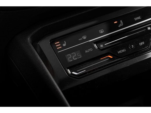 Volkswagen Tiguan 1.4 TSI eHybrid 245pk R-Line | Panoramadak | Trekhaak | Head-UP | Leder | Keyless | 19" ActivLease financial lease