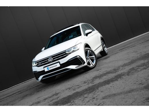 Volkswagen Tiguan 1.4 TSI eHybrid 245pk R-Line | Panoramadak | Trekhaak | Head-UP | Leder | Keyless | 19" ActivLease financial lease