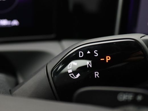 Volkswagen Tiguan 1.5 eHybrid R-Line Edition 272PK DSG Black Style, Trekhaak, Pano-Schuifdak, Achterruitrijcamera, ... ActivLease financial lease