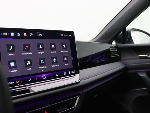 Volkswagen Tiguan 1.5 eHybrid R-Line Edition 272PK DSG Black Style, Trekhaak, Pano-Schuifdak, Achterruitrijcamera, ... ActivLease financial lease