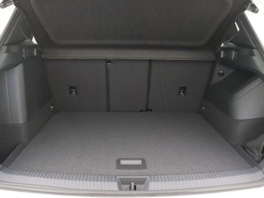 Volkswagen Tiguan 1.5 eHybrid R-Line Edition 272PK DSG Black Style, Trekhaak, Pano-Schuifdak, Achterruitrijcamera, ... ActivLease financial lease