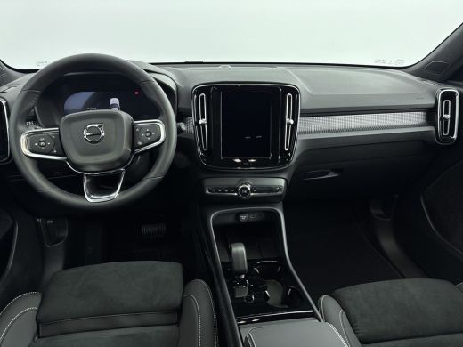 Volvo  EX40 Extended Range Plus 82 kWh | PDC V+A en Camera | Stoel + Stuurverwarming | Apple Carplay/Android ... ActivLease financial lease