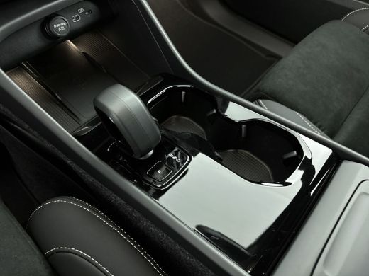 Volvo  EX40 Extended Range Plus 82 kWh | PDC V+A en Camera | Stoel + Stuurverwarming | Apple Carplay/Android ... ActivLease financial lease