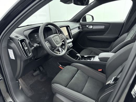 Volvo  EX40 Extended Range Ultra 82 kWh | Panoramadak | PDC V+A en 360 camera | 20inch LM | Keyless Entry / S... ActivLease financial lease