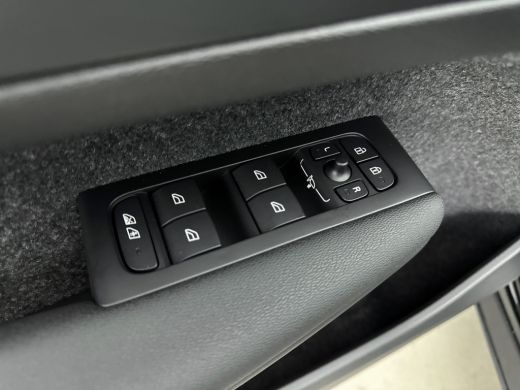 Volvo  EX40 Extended Range Ultra 82 kWh | Panoramadak | PDC V+A en 360 camera | 20inch LM | Keyless Entry / S... ActivLease financial lease