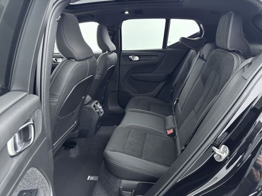 Volvo  EX40 Extended Range Ultra 82 kWh | Panoramadak | PDC V+A en 360 camera | 20inch LM | Keyless Entry / S... ActivLease financial lease