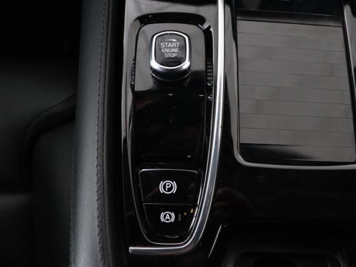 Volvo  V60 2.0 T6 Plug-in hybrid AWD | Panoramadak | Trekhaak | Camera | Harman/Kardon | Leder | Stoel & Stu... ActivLease financial lease