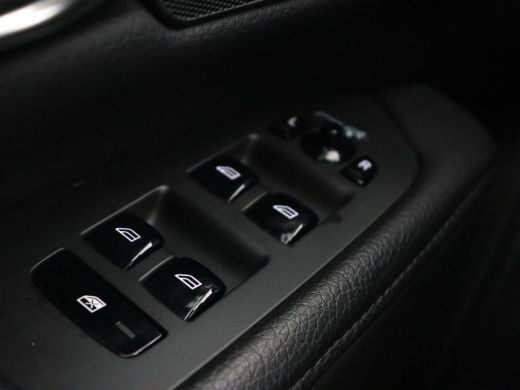 Volvo  V90 2.0 T6 AWD Inscription Plug In | Panoramadak | Leder | Stoel & stuurverwarming | Trekhaak | Camer... ActivLease financial lease