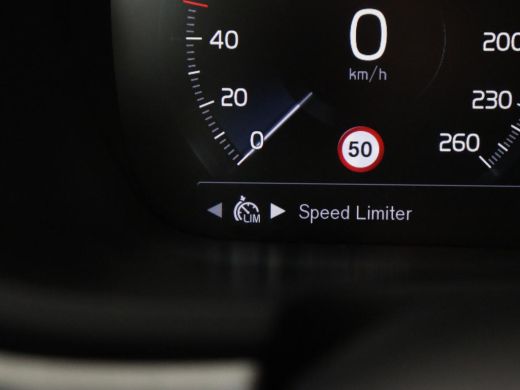 Volvo  V90 2.0 T6 AWD Inscription Plug In | Panoramadak | Leder | Stoel & stuurverwarming | Trekhaak | Camer... ActivLease financial lease