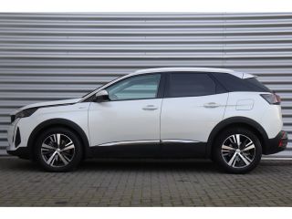 Peugeot 3008 1.6 HYBRID 225PK ALLURE PACK AUTOMAAT / NAVI / LEDER / CLIMA / PDC / 18" LMV / CAMERA / KEYLESS /...