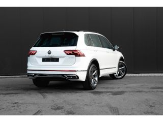 Volkswagen Tiguan 1.4 TSI eHybrid 245pk R-Line | Panoramadak | Trekhaak | Head-UP | Leder | Keyless | 19"