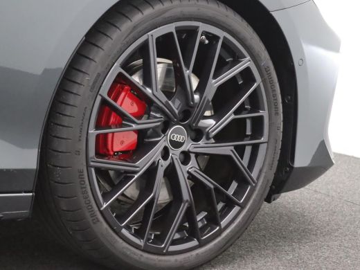 Audi A6 Avant 2.0 e-hybrid quattro S edition Competition 367PK Tech Pro, trekhaak, elek. stoelen, head-up... ActivLease financial lease