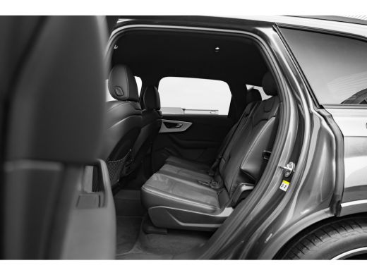 Audi Q7 60 TFSI e quattro Pro Line S Competition 490PK | 360 Camera | Trekhaak | Matrix LED koplampen ActivLease financial lease