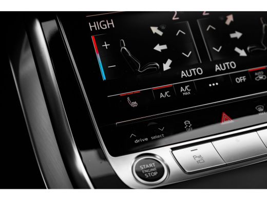 Audi Q7 60 TFSI e quattro Pro Line S Competition 490PK | 360 Camera | Trekhaak | Matrix LED koplampen ActivLease financial lease