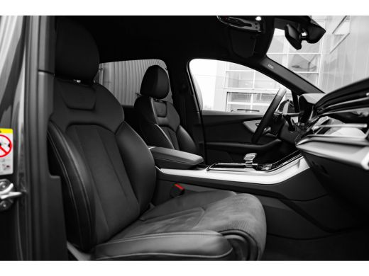 Audi Q7 60 TFSI e quattro Pro Line S Competition 490PK | 360 Camera | Trekhaak | Matrix LED koplampen ActivLease financial lease