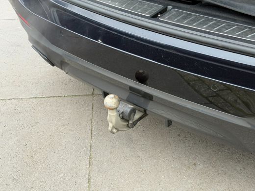 BMW 5 Serie Touring 520i Business Edition Plus M Sport-Pano-19"-Head up-Trekhaak-Leer ActivLease financial lease