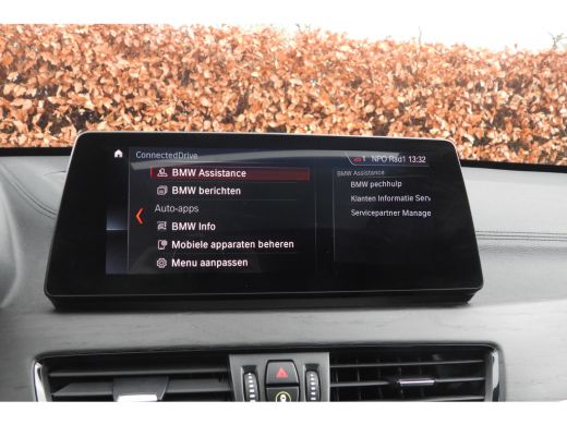 BMW X1 sDrive20i High Executive Sport Line Automaat / Panoramadak / Sportstoelen / Achteruitrijcamera / ... ActivLease financial lease