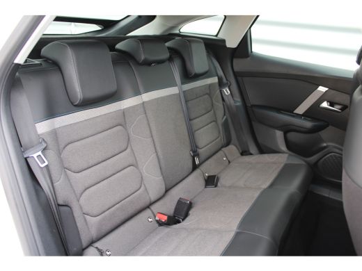 Citroën C4 1.2 PURETECH 130PK FEEL EDITION / NAVI / CLIMA / FULL-LED / PDC / 18" LMV / HUD / CAMERA / KEYLES... ActivLease financial lease