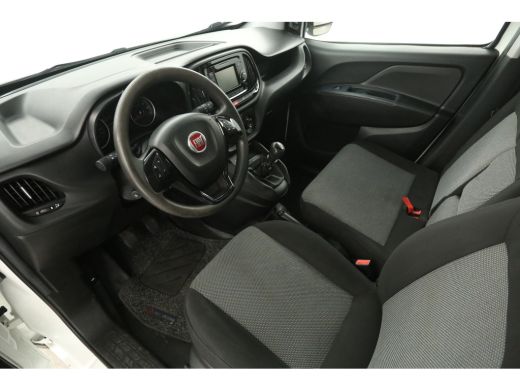 Fiat Dobl&ograve; 1.6 MJ ECO JET | Euro6 | 105PK | 3-Zits | Airco | Cruise | Trekh. | Navigatie ActivLease financial lease