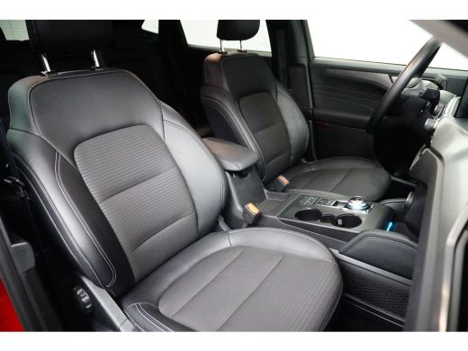 Ford Kuga Plug-In Hybrid Titanium X | Winter Pakket | Driver Assistance Pack | Half Leder | Achteruitrijcam... ActivLease financial lease